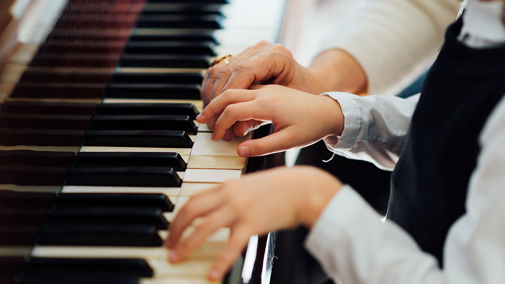 音楽で思い出をたどる、お別れのかたち